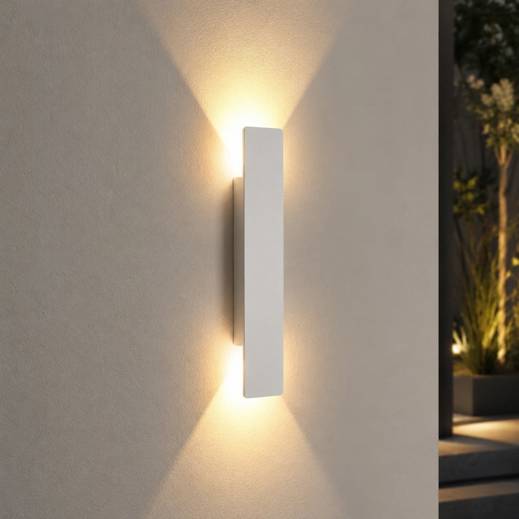 Modern Outdoor Wall Light Wall Mounted Aluminum 18W LED Weather Resistant for Gardens and Porches | ribuella