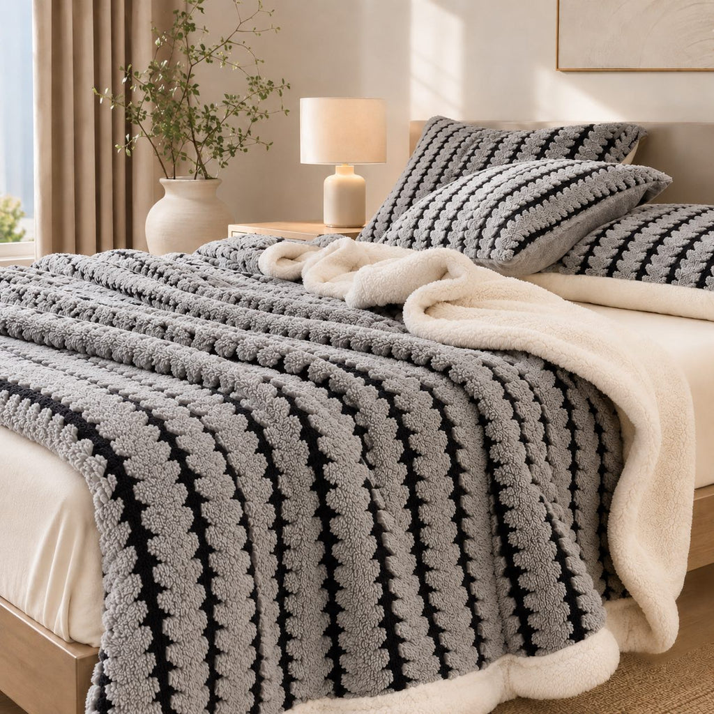 Cozy Flannel Throw Blanket Lightweight Soft Velvet Portable Nap Blanket for Home Travel | ribuella
