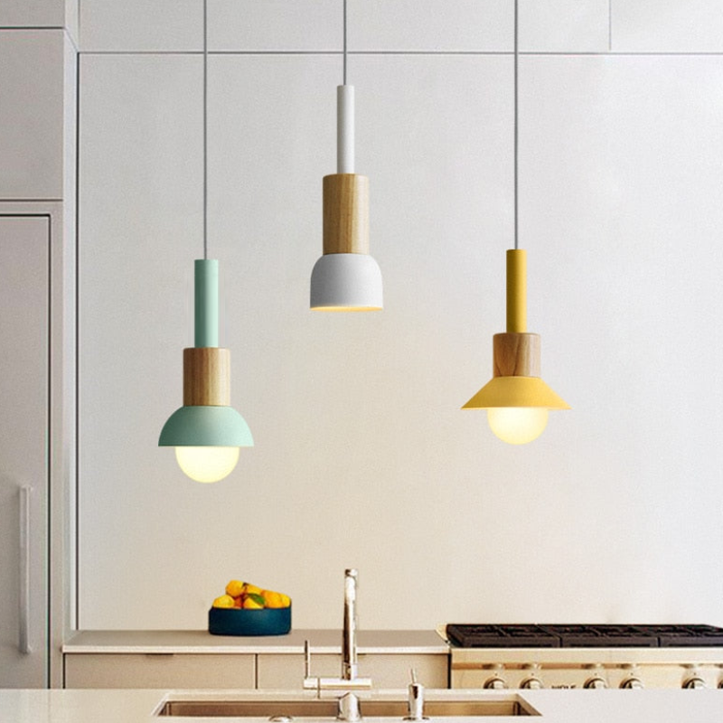 Stylish Adjustable Pendant Light with Wooden Accent | ribuella