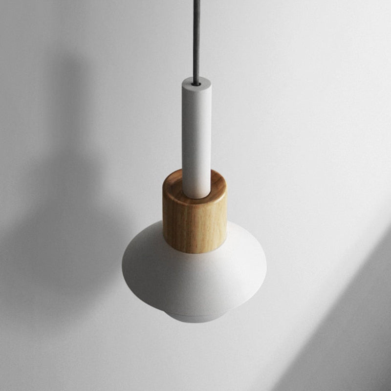 Stylish Adjustable Pendant Light with Wooden Accent | ribuella