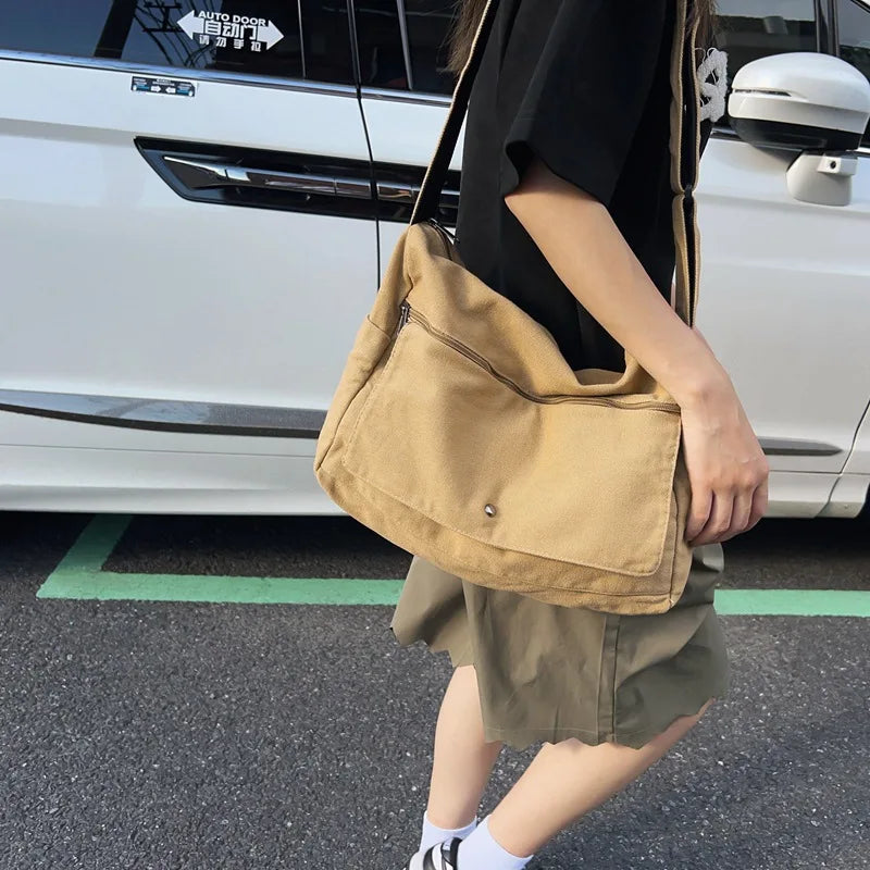 UrbanChic Everyday Sling Bag for Style and Convenience | ribuella