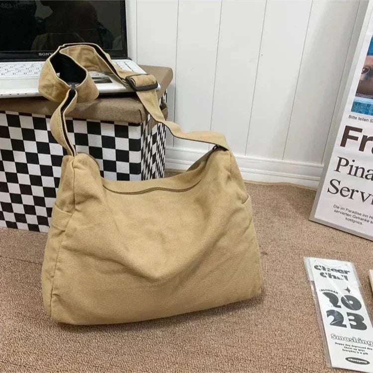 UrbanChic Everyday Sling Bag for Style and Convenience | ribuella
