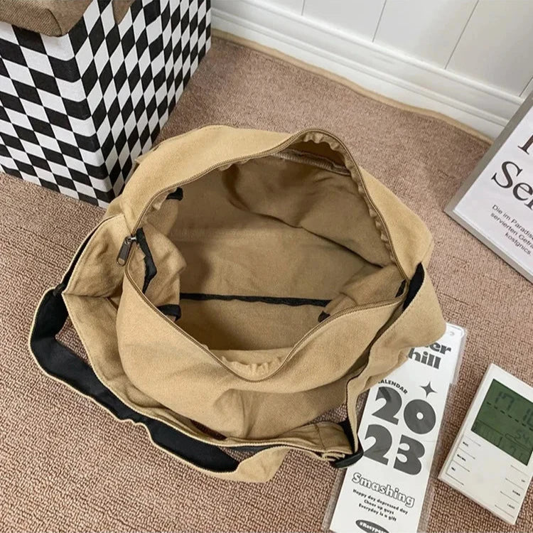 UrbanChic Everyday Sling Bag for Style and Convenience | ribuella