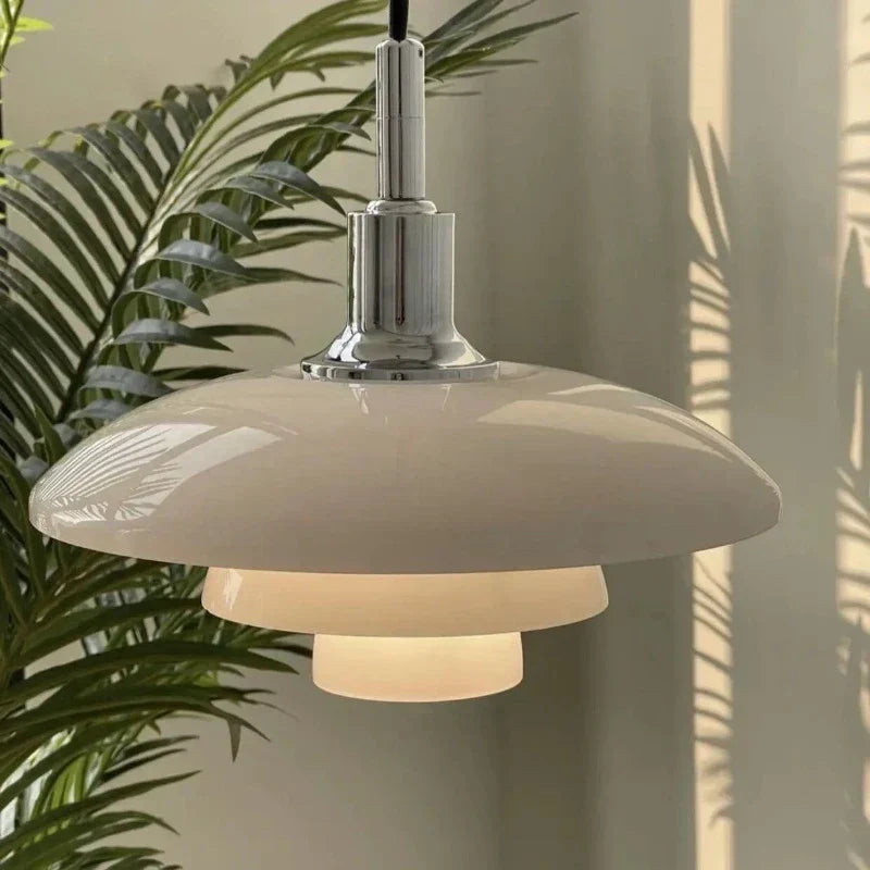 Aurelia kromfärgad sfärisk pendellampa — sömlös sfärisk design