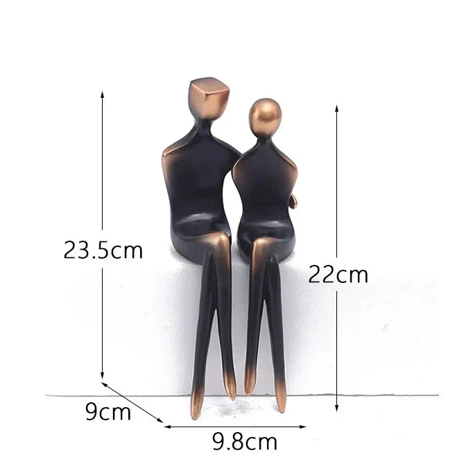 Timeless Romantic Decor – Elegant Resin Statue of a Couple | ribuella