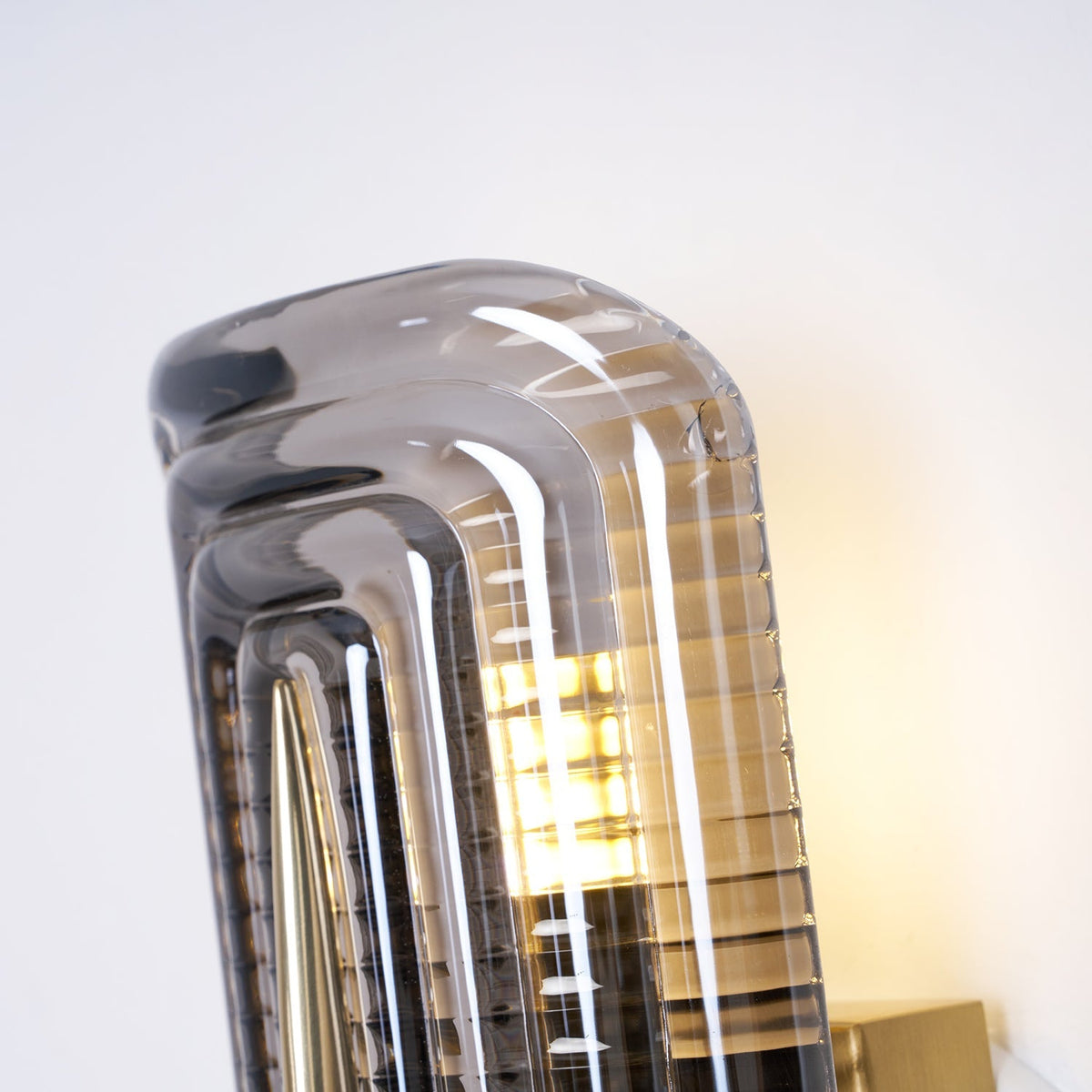 Geometric Wall Lights — Sculpted Silhouette Crystalline Glow