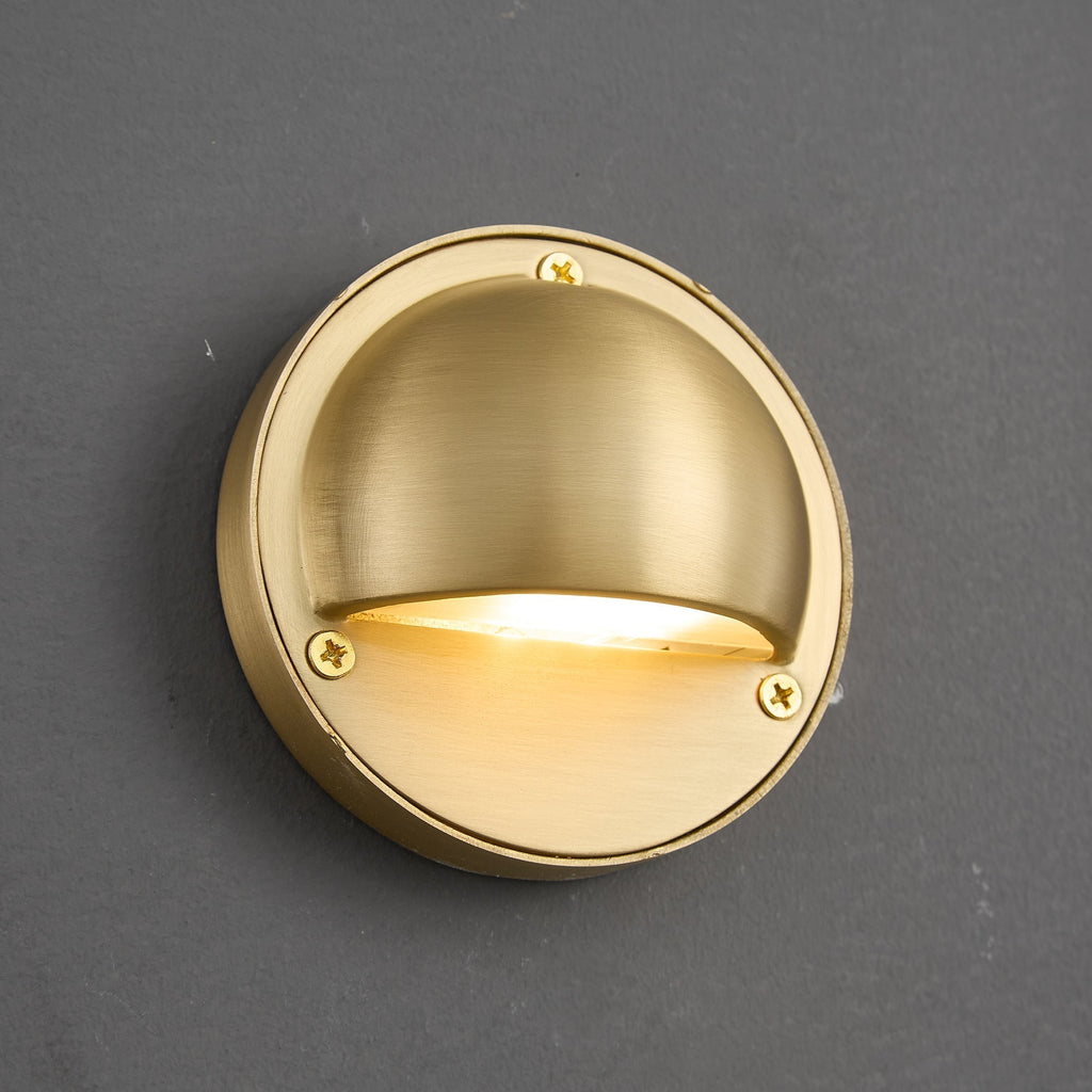 Regency-Wandleuchte in Schildform, kompakte Leuchte im klassischen Stil