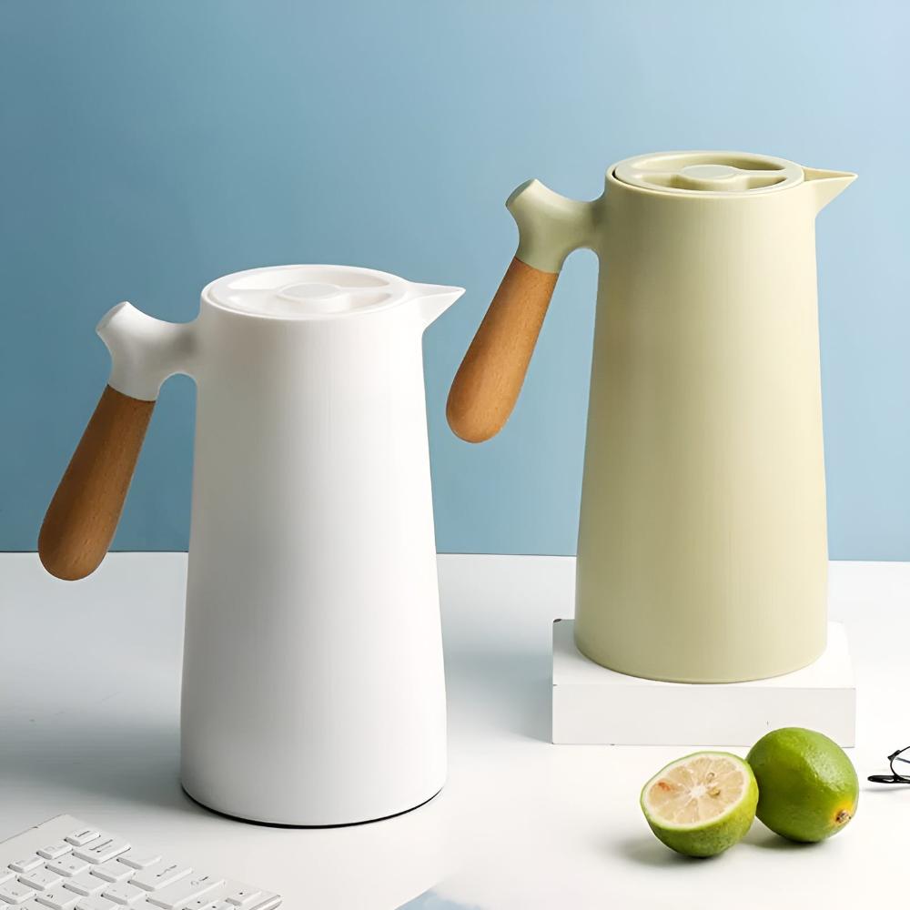 Stylish Insulated Beverage Carafe with Wooden Grip - 1L | ribuella