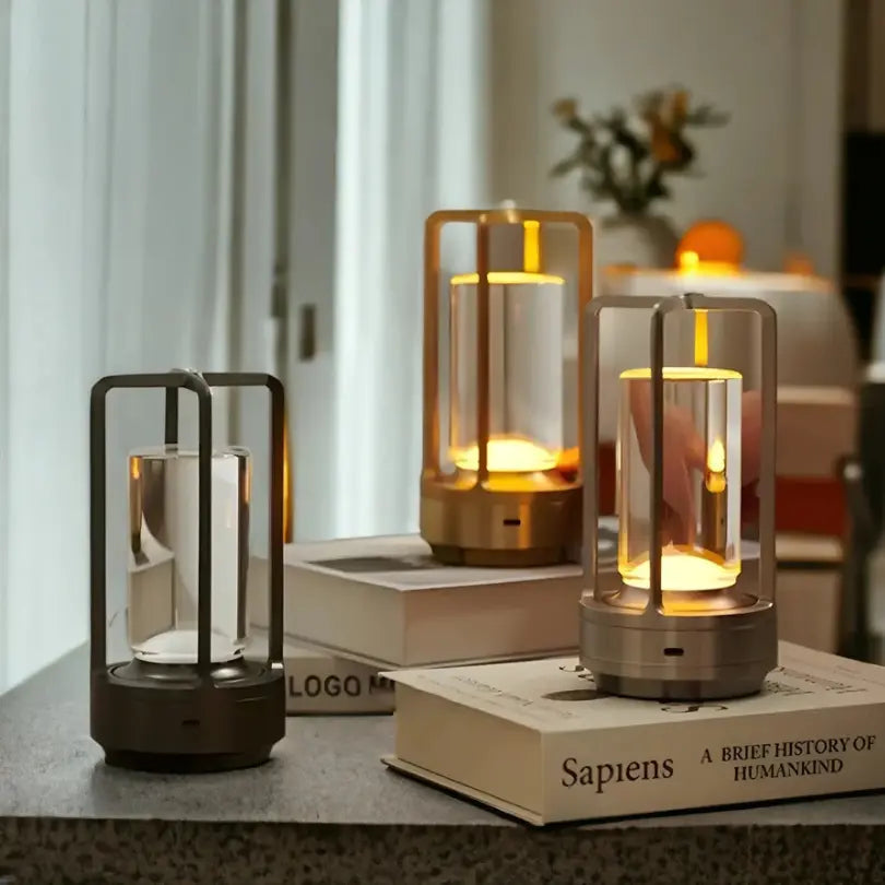 Bordlampe i skandinavisk stil – trådløs med dæmpningsfunktion | ribuella