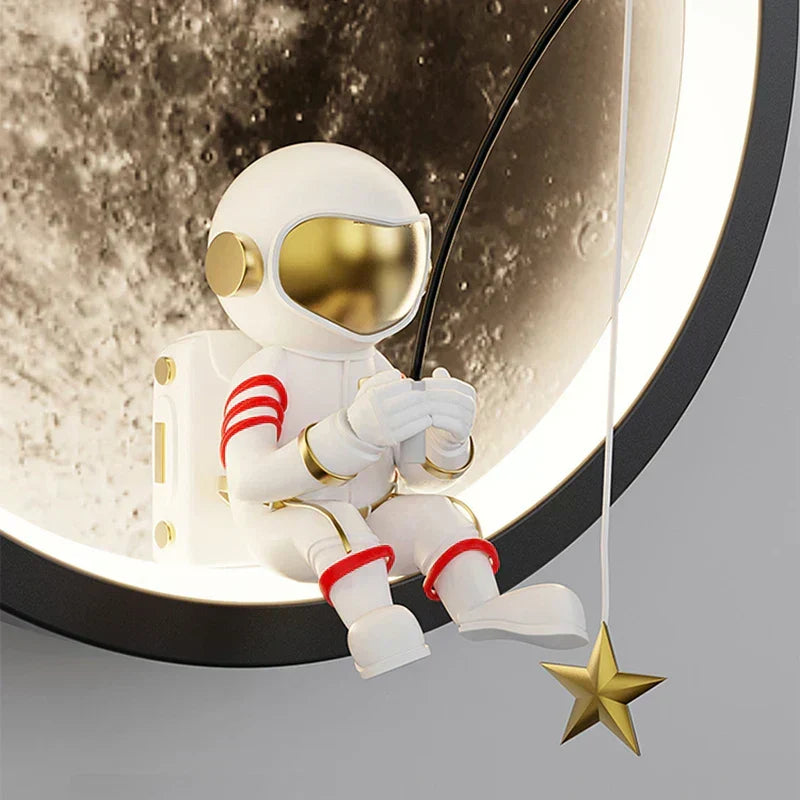 Applique murale LED Lunara en forme d’astronaute, douce lueur lunaire