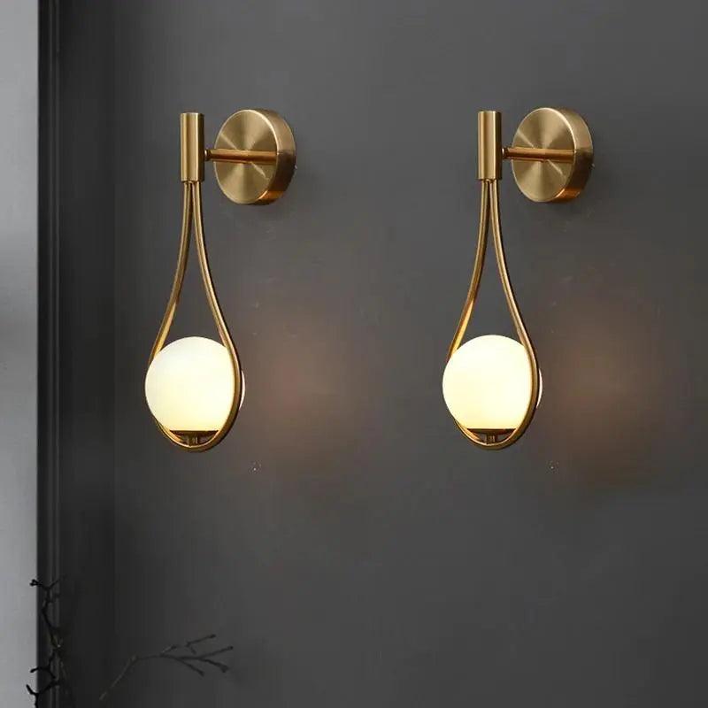 Lámpara de pared nórdica — acabado contemporáneo en negro mate o dorado