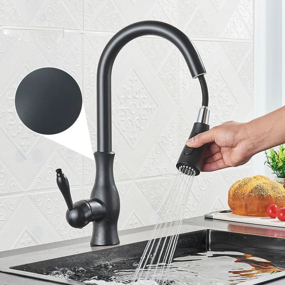 Auravista Golden Kitchen Mixer — Pull-Out Spray, Swivel Spout