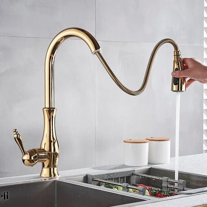 Auravista Golden Kitchen Mixer — Pull-Out Spray, Swivel Spout