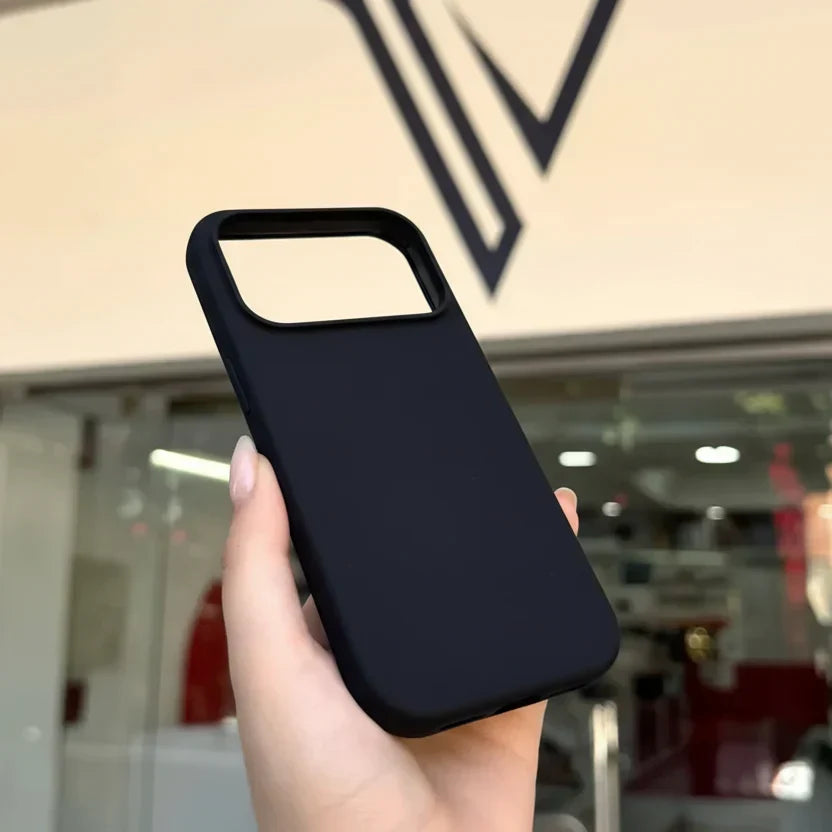 Silicone Case with Soft-Touch Finish - Slim & Shockproof - For iPhone | ribuella