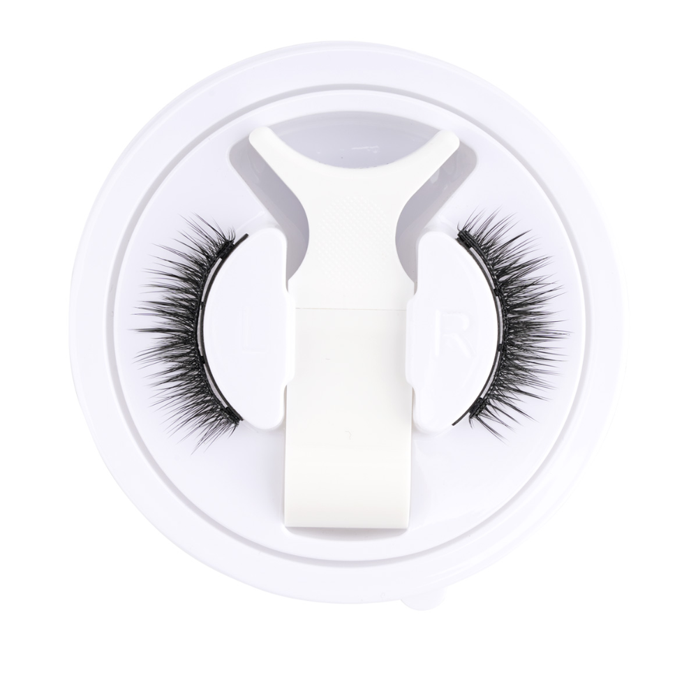 Reusable Magnetic Eyelash Set - Adhesive-Free - Hypoallergenic with Applicator | ribuella