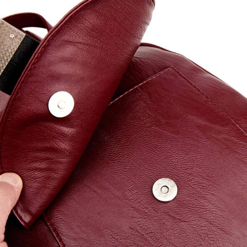 Säker och stilren läderryggsäck för vardagens äventyr | ribuella