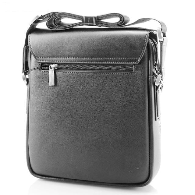 SecureTech Crossbody Bag for Men - Stylish & Safe | ribuella