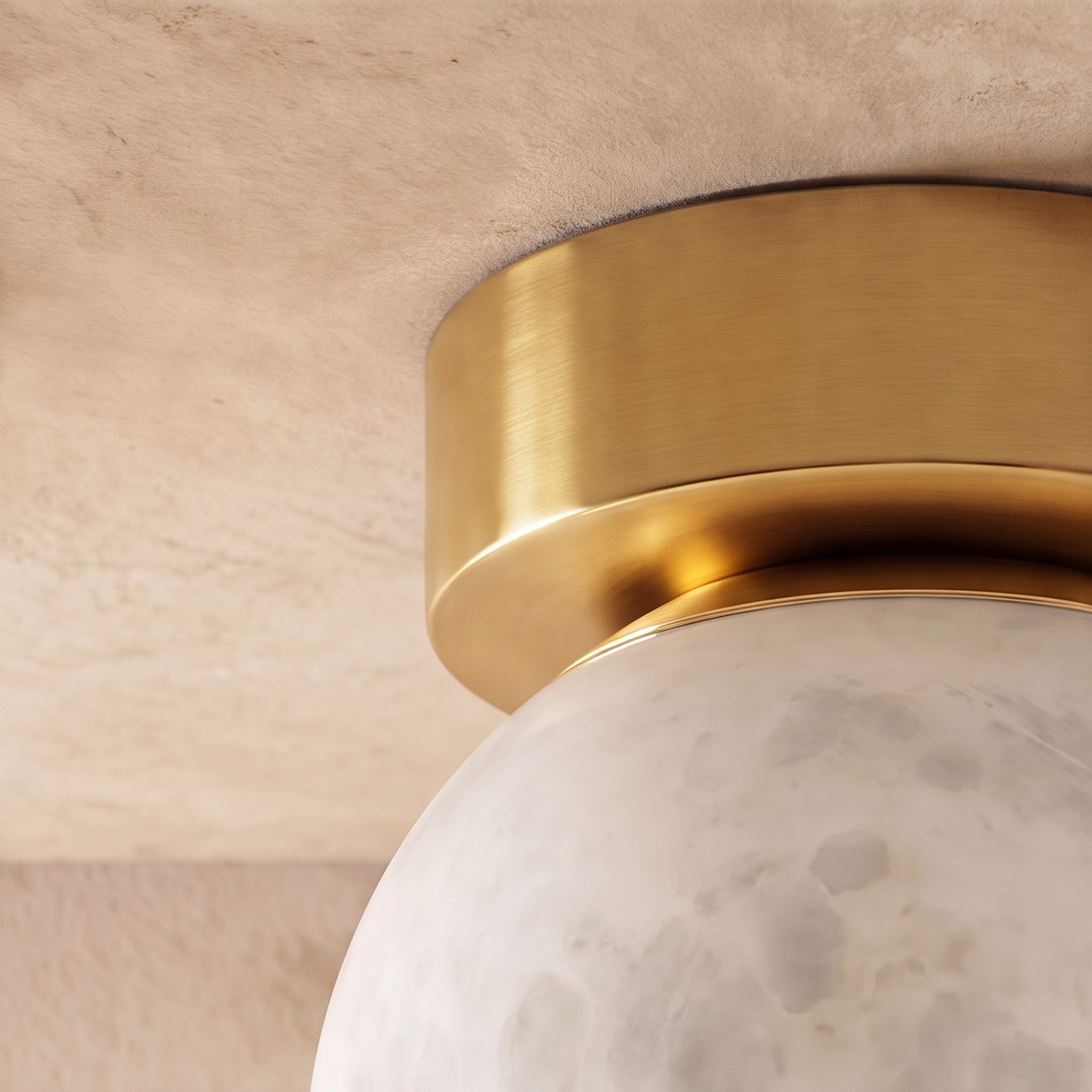 Plafonnier moderne à montage affleurant, cuivre et albâtre, luminaire à halo lumineux doux et chaleureux | ribuella