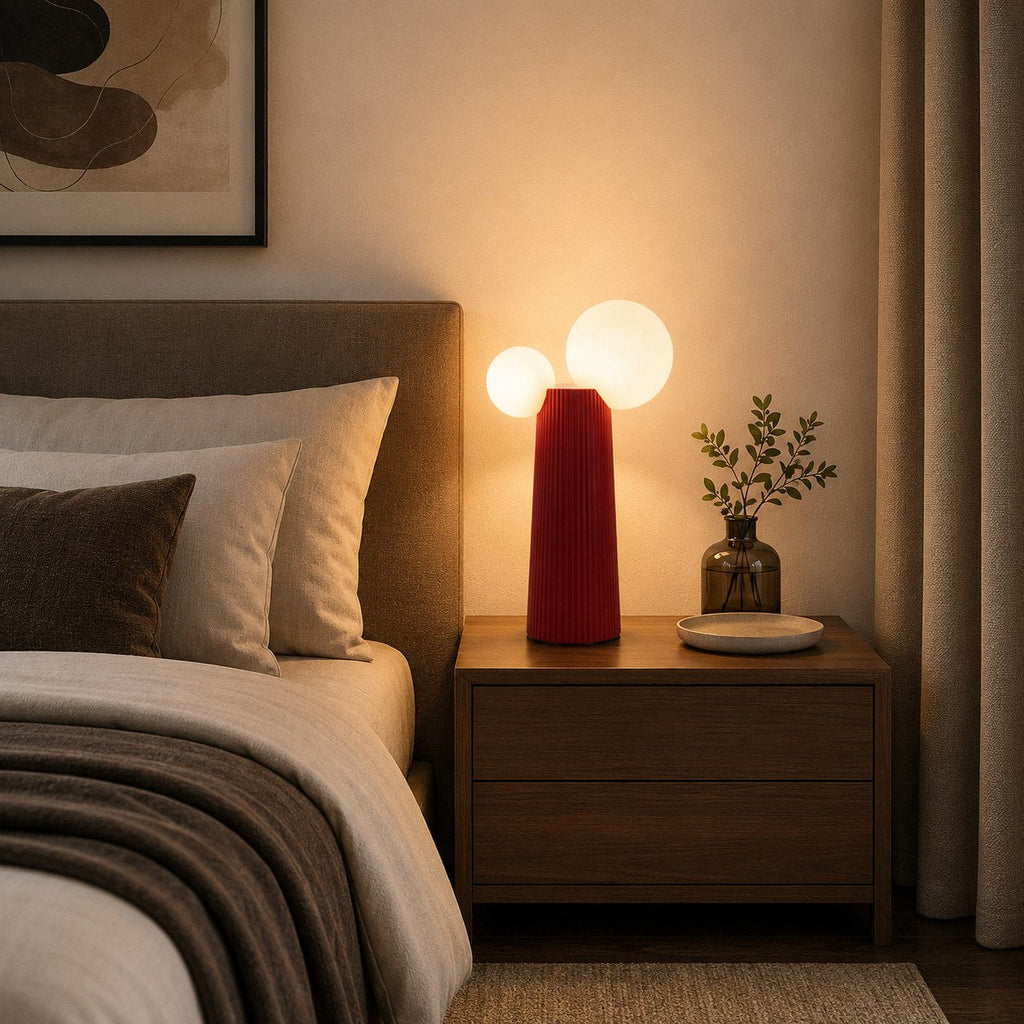 Μοντέρνο επιτραπέζιο φωτιστικό ρυθμιζόμενου ύψους από ρητίνη, με εσωτερικό φωτισμό LED και ενσωματωμένο διακόπτη | ribuella