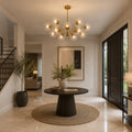 Candelabru modern, etajat, suspendat, cu structură din alamă, globuri din sticlă striată și design cu 12 lumini | ribuella