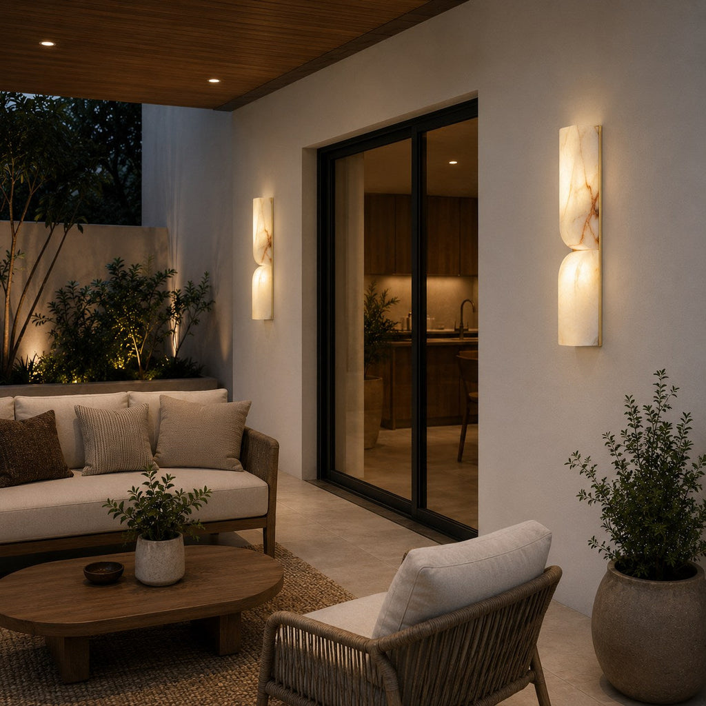 Moderne Wandleuchte, wandmontierte Alabaster-Wandleuchte mit Kupferakzenten, LED-Warmlicht für eine angenehme Atmosphäre | ribuella
