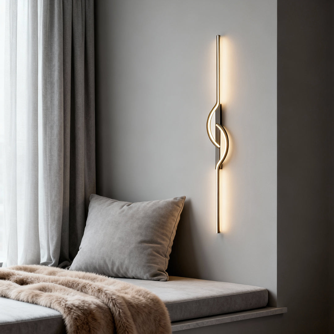 Moderne lineare Wandleuchte zur Wandmontage, schwarzes Aluminium, LED-Licht mit dimmbarem Silikonschirm | ribuella