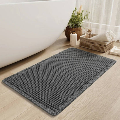 Textured Water-Absorbent Bath Mat with Non-Slip Base | ribuella
