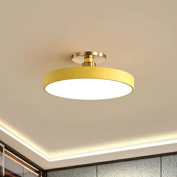 Serene Aura LED mennyezeti lámpatest modern, kerek formával | ribuella
