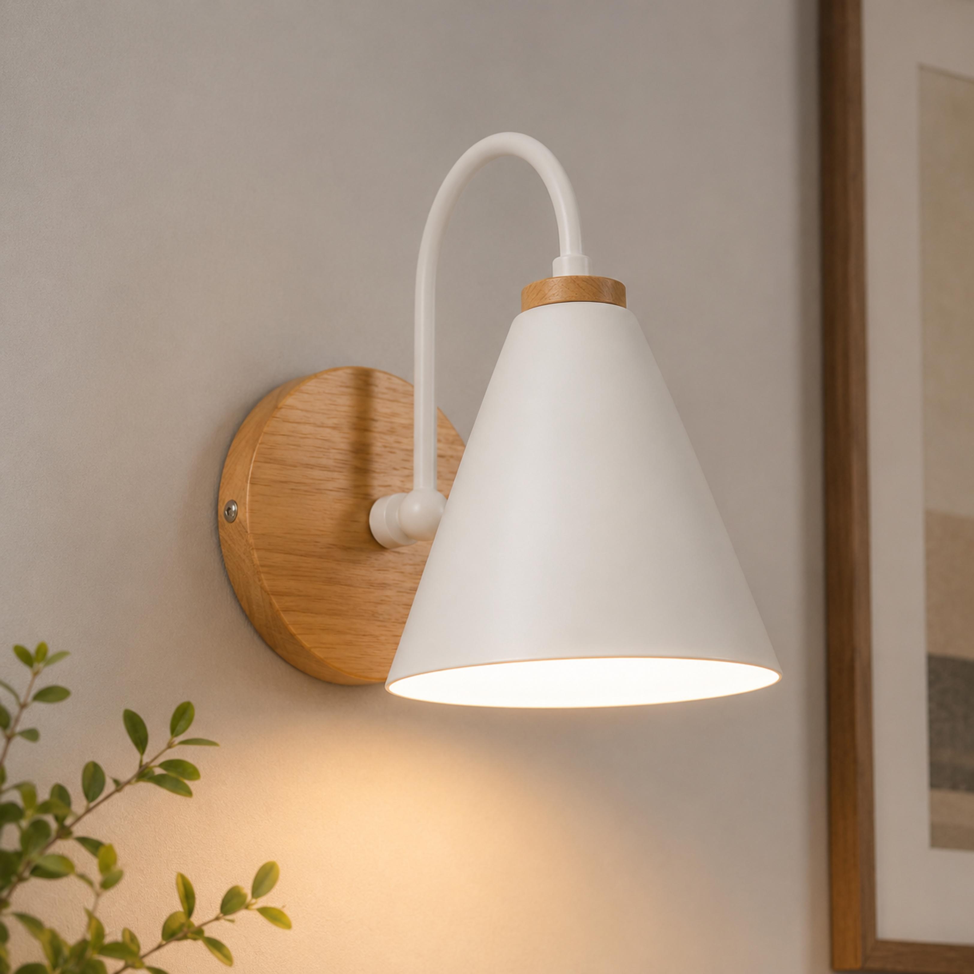 Applique da parete nordica con paralume in ferro e piastra posteriore in legno, dimmerabile, per uso interno | ribuella