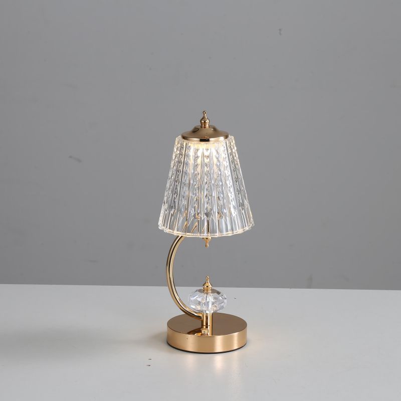 Aurielle Vintage Crystal Lamp Nordic Retro Design Warm Glow