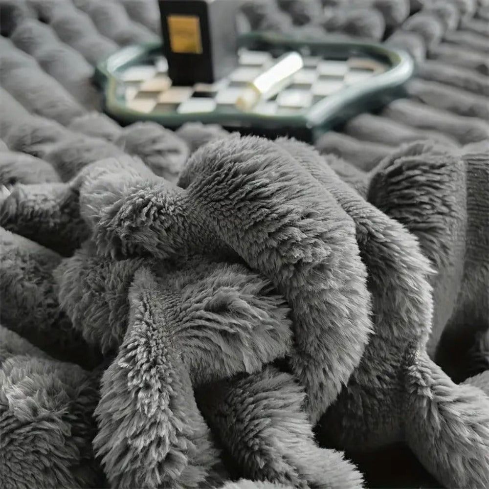 Erhöhte gerippte Kuscheldecke - weiche Plüschstruktur, Überwurf für alle Jahreszeiten