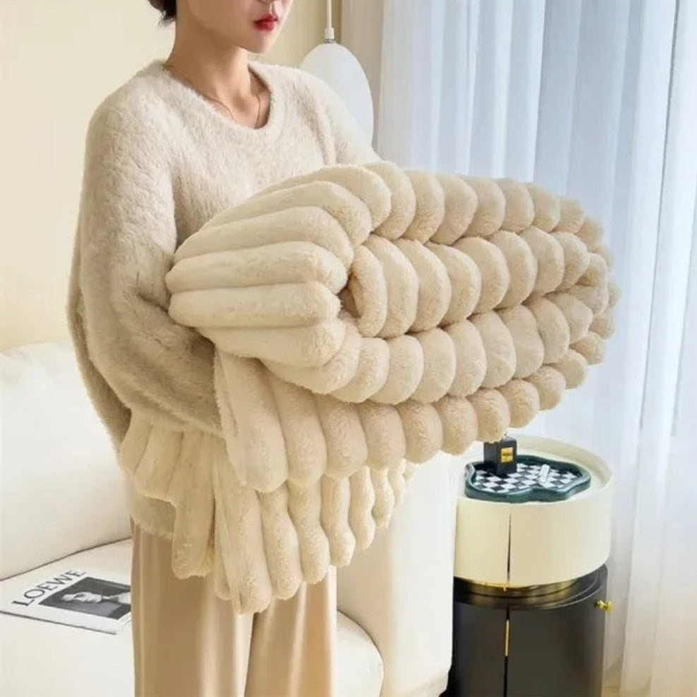 Erhöhte gerippte Kuscheldecke - weiche Plüschstruktur, Überwurf für alle Jahreszeiten