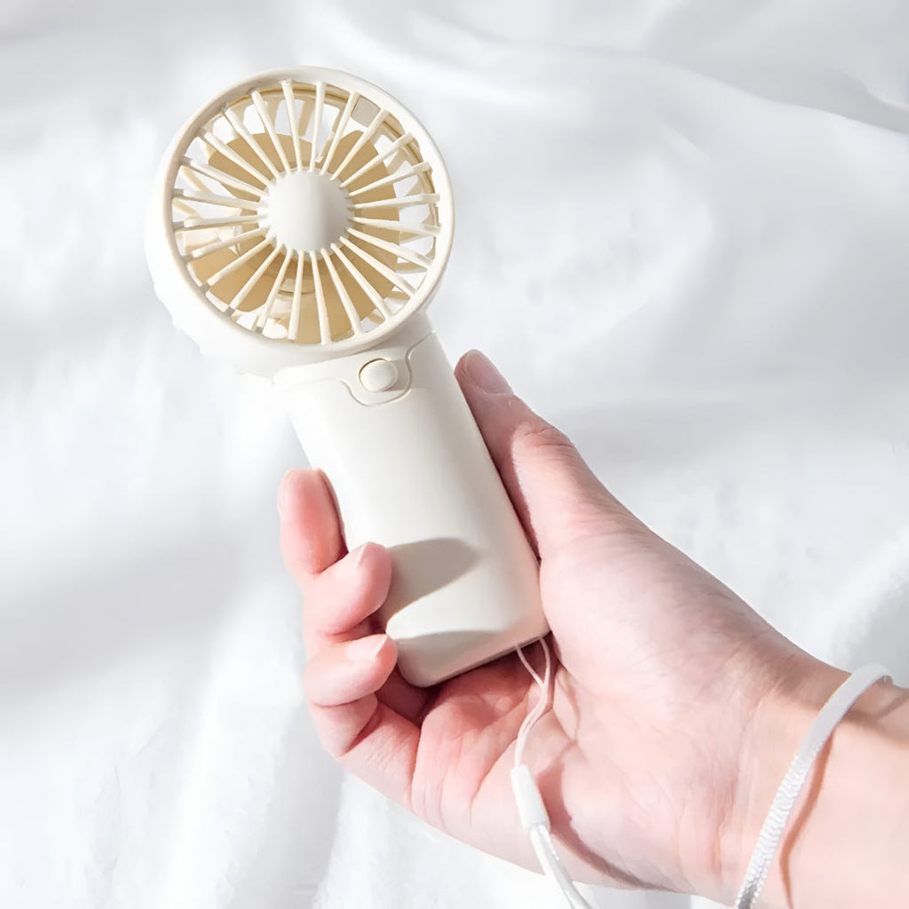Ventilatore portatile compatto alimentato a batteria, comandi semplici