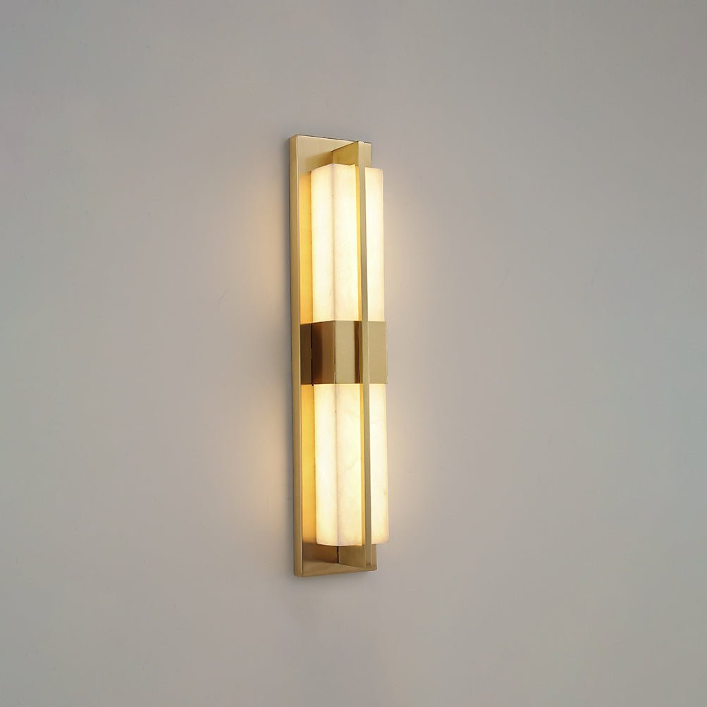 Applique murale Caspian en albâtre et laiton, luminaire à LED intégrée