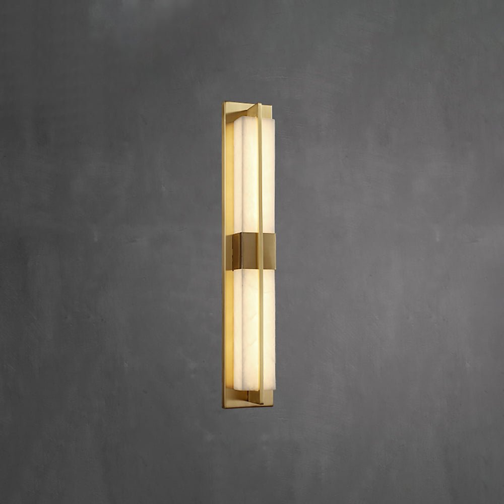 Applique murale Caspian en albâtre et laiton, luminaire à LED intégrée