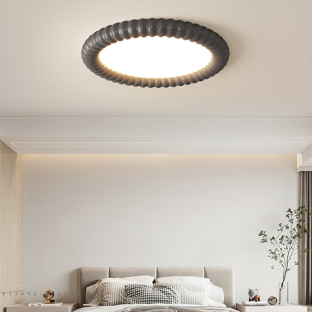 LumaWave Sculptural Ceiling Lamp With Dynamic Wavy Light Pattern