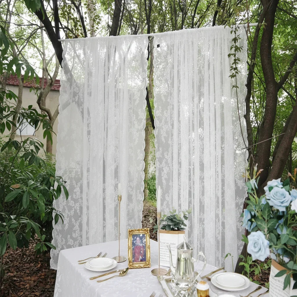 Painel de cortina de renda Serene para divisões luminosas e arejadas | ribuella