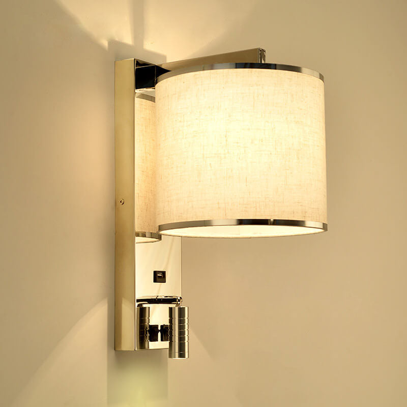 Nowoczesne złote lampy ścienne, eleganckie wykończenie, ciepłe światło, wyrafinowany klosz, kompatybilne z żarówkami