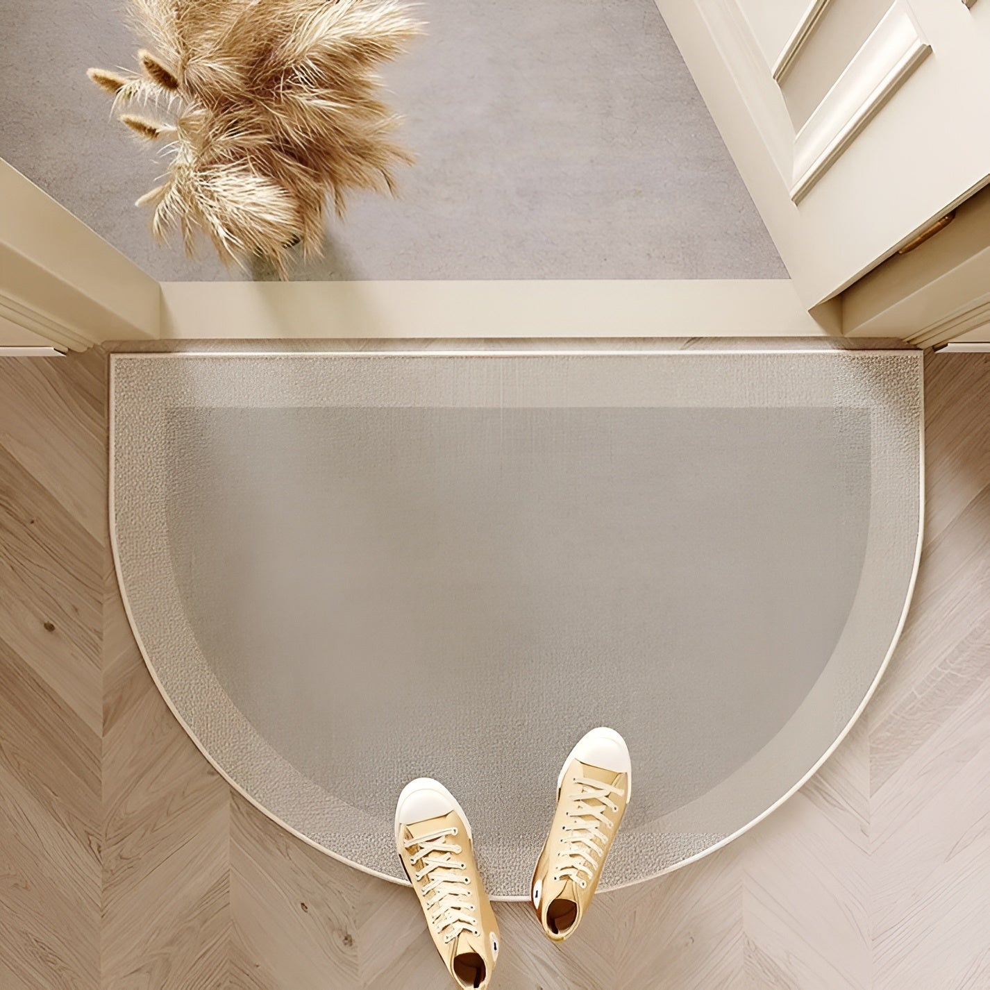 Stylish Half-Moon Entry Mat – Slip-Resistant Welcome Mat for Home | ribuella