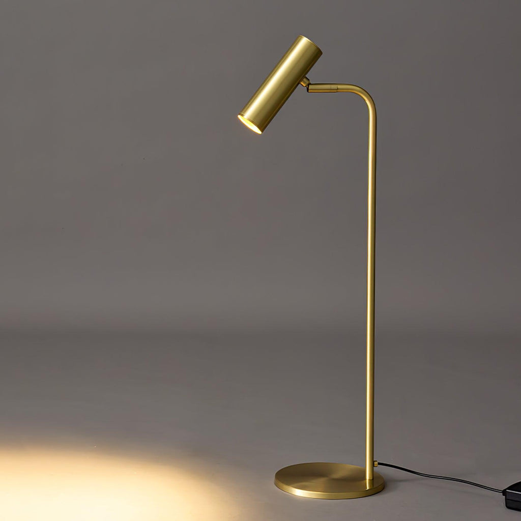 Lampada da tavolo Aurelan in ottone satinato, testa cilindrica orientabile