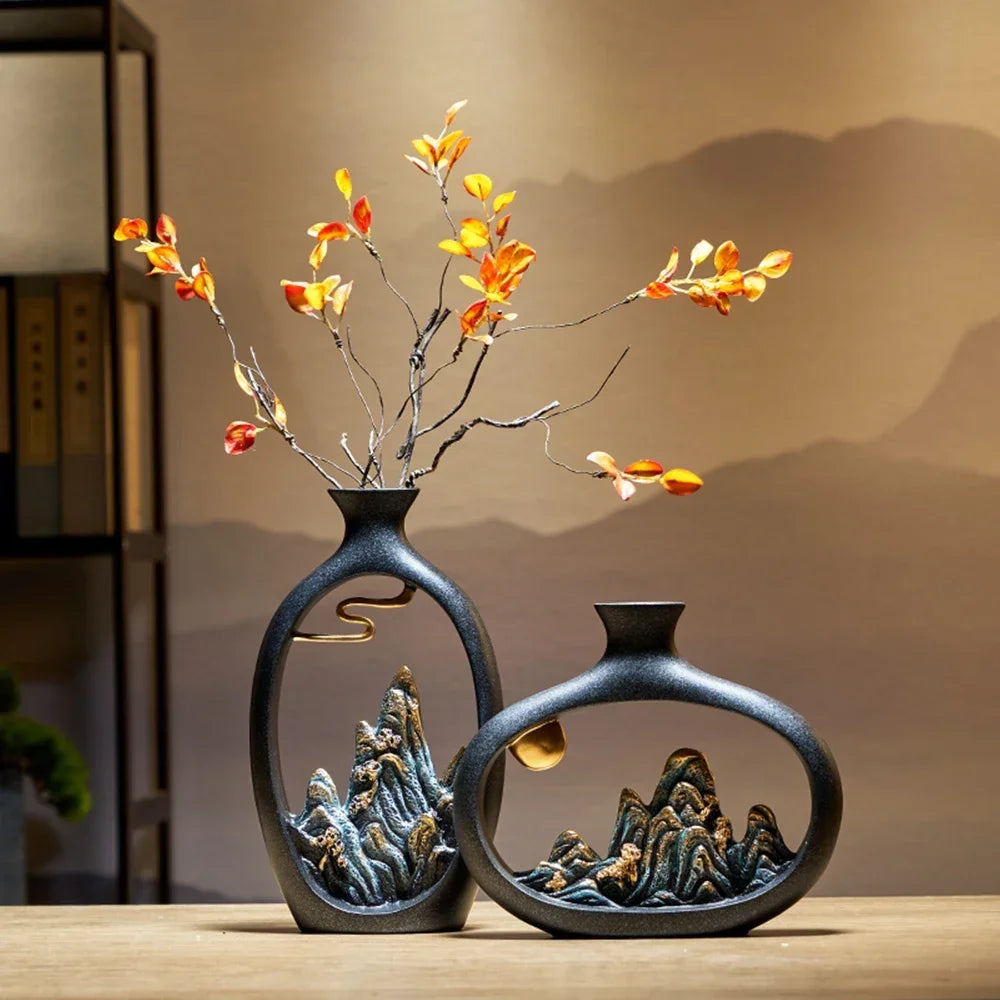 Vaso escultural de montanha SerenityStone em preto mate | ribuella