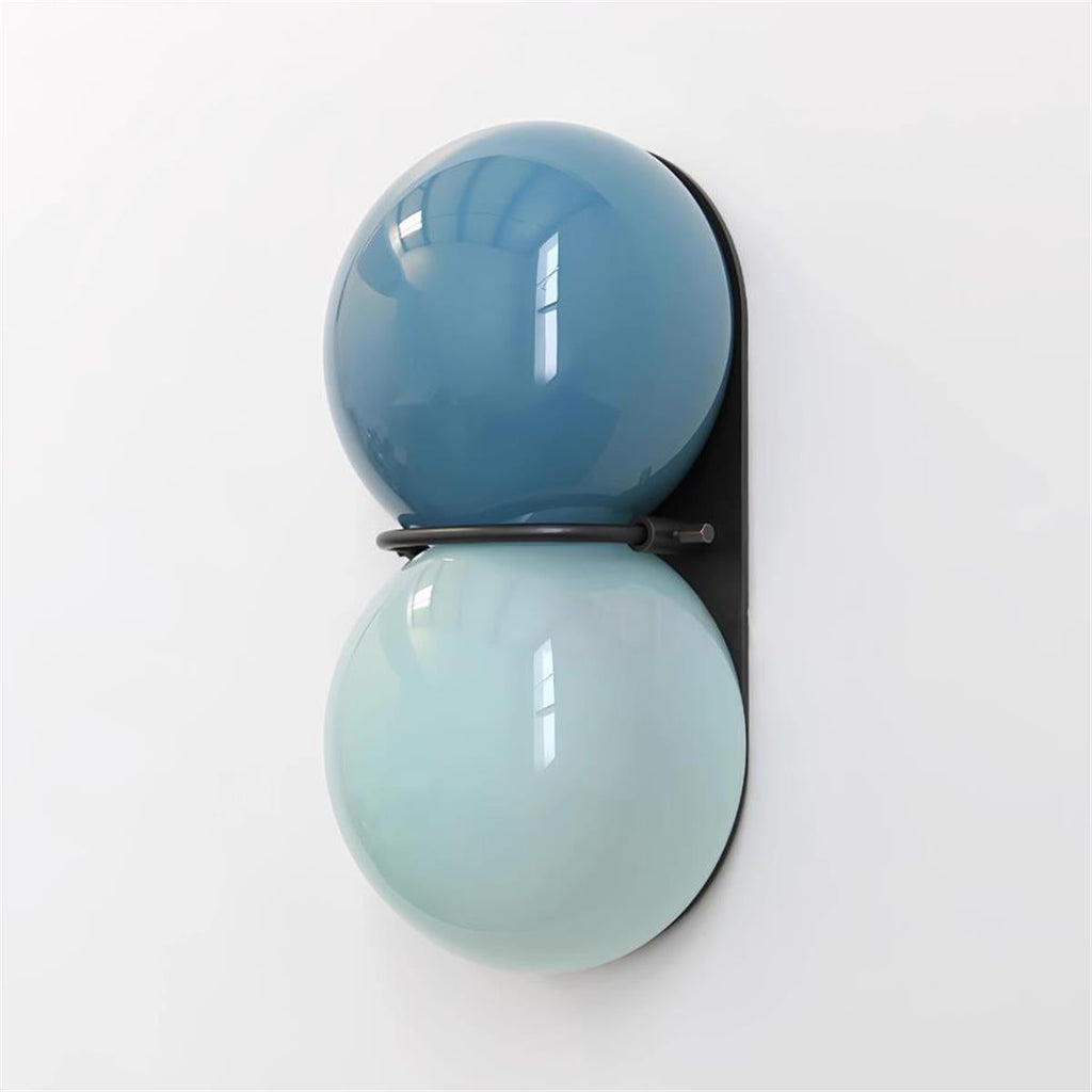 Appliques murales à deux globes, forme sculpturale et finition à dégradé subtil