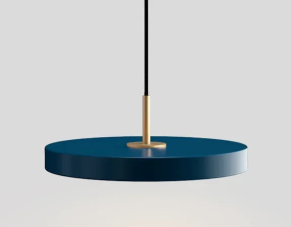 AstraDrift gömb alakú LED függőlámpa, modern, fémből készült szoborszerű kialakítással