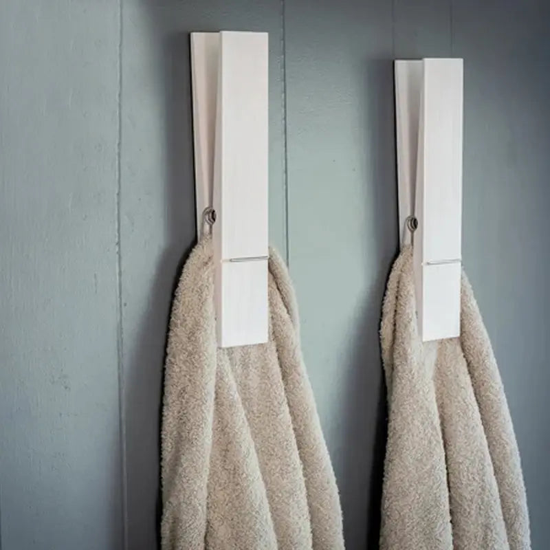 Towel Holder with Clothespins for Bathroom Use | ribuella
