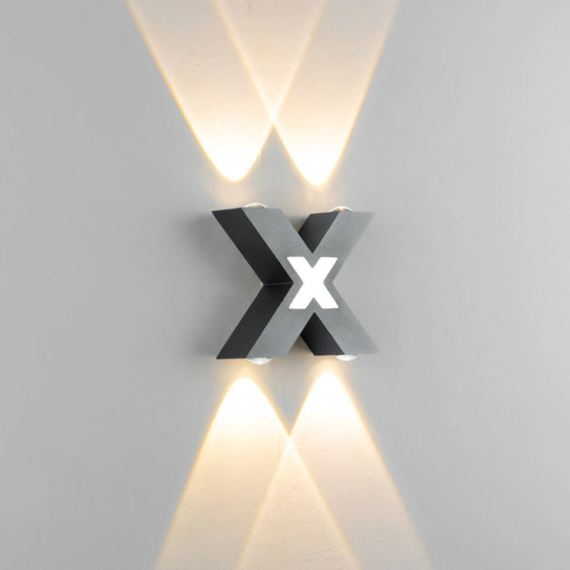 Stylish Outdoor Wall Sconce with Integrated LED Lighting | ribuella