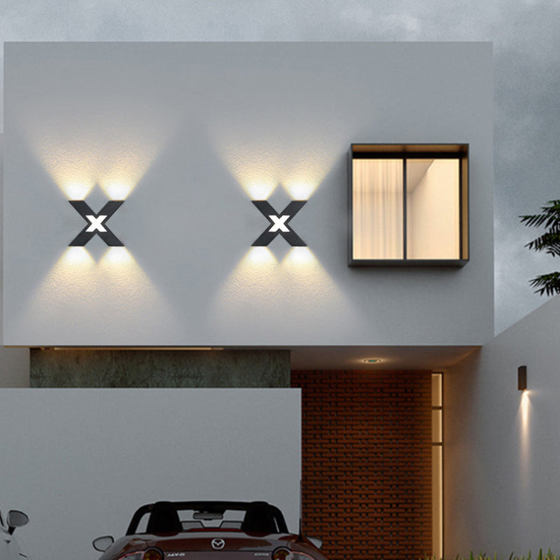 Stylish Outdoor Wall Sconce with Integrated LED Lighting | ribuella