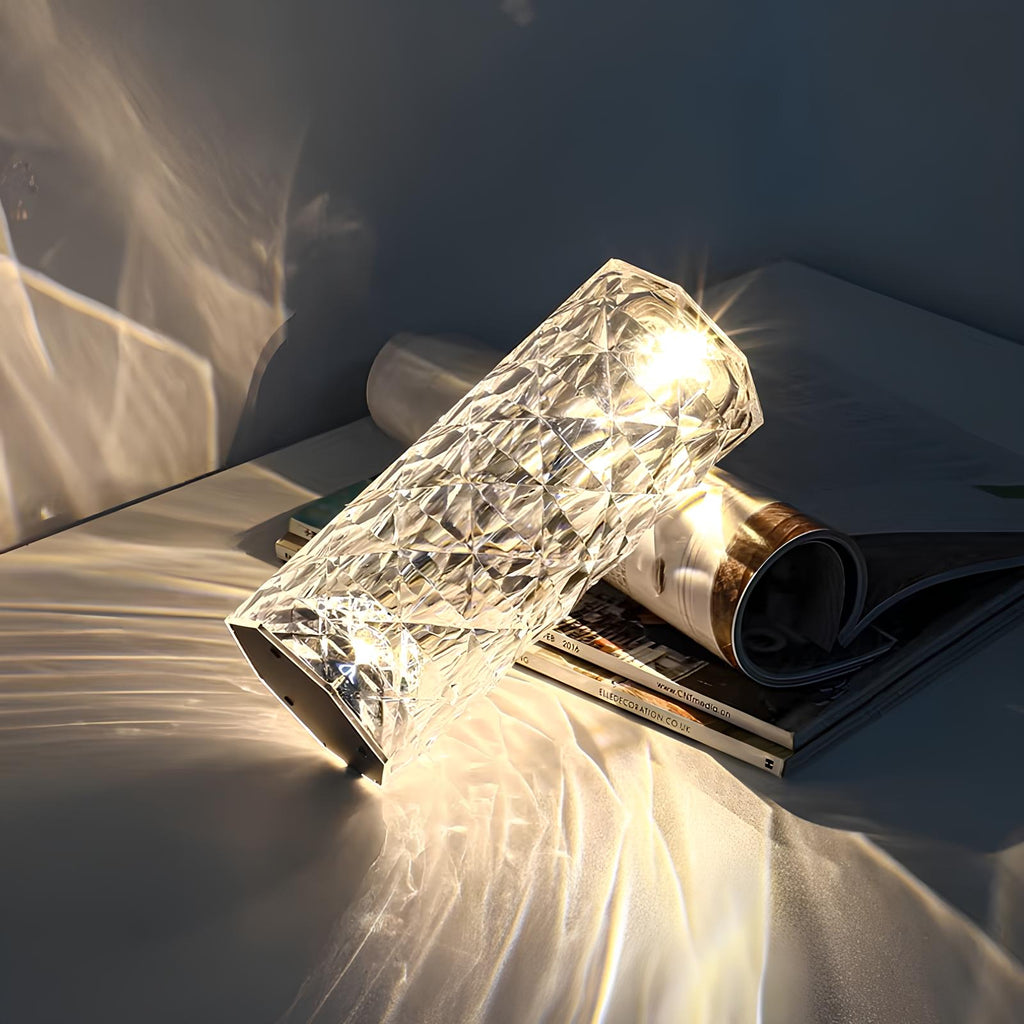 LED-krystalbordlampe med 16 farveindstillinger, justerbar lysstyrke og fjernbetjening