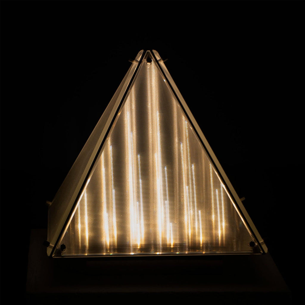 Fragment Table Lamp Modern Triangle Geometry Integrated Led Lighting