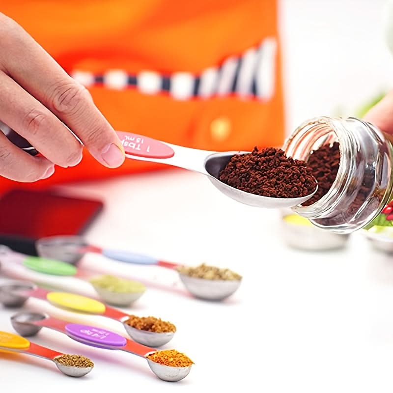 Set of Magnetic Measuring Spoons in Stainless Steel | ribuella