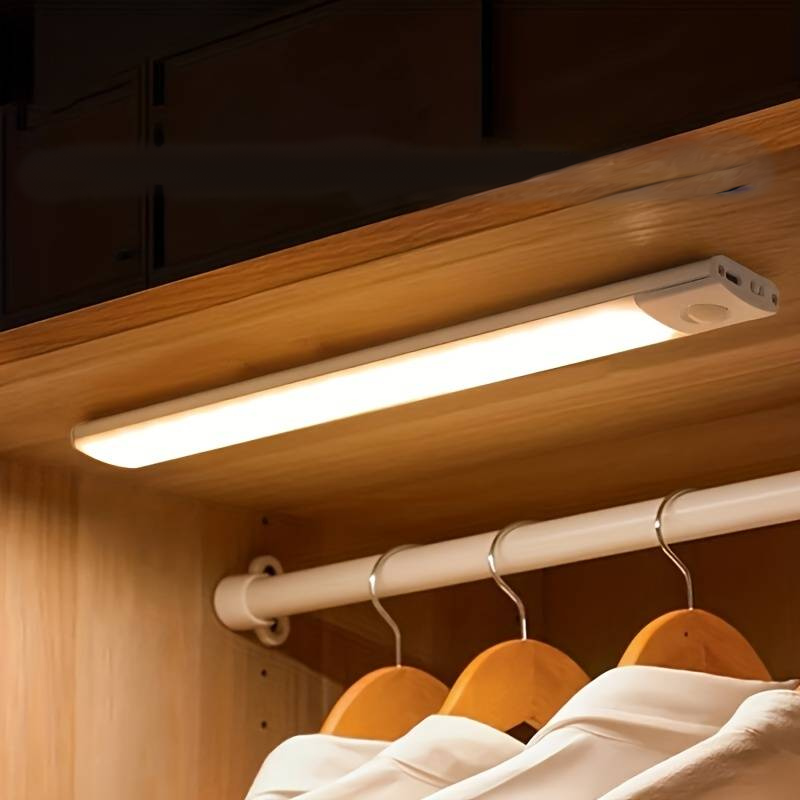 Barra luminosa LED wireless ricaricabile con attivazione tramite movimento